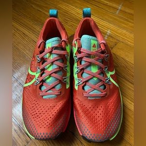 Nike Pegasus Trail Sneakers